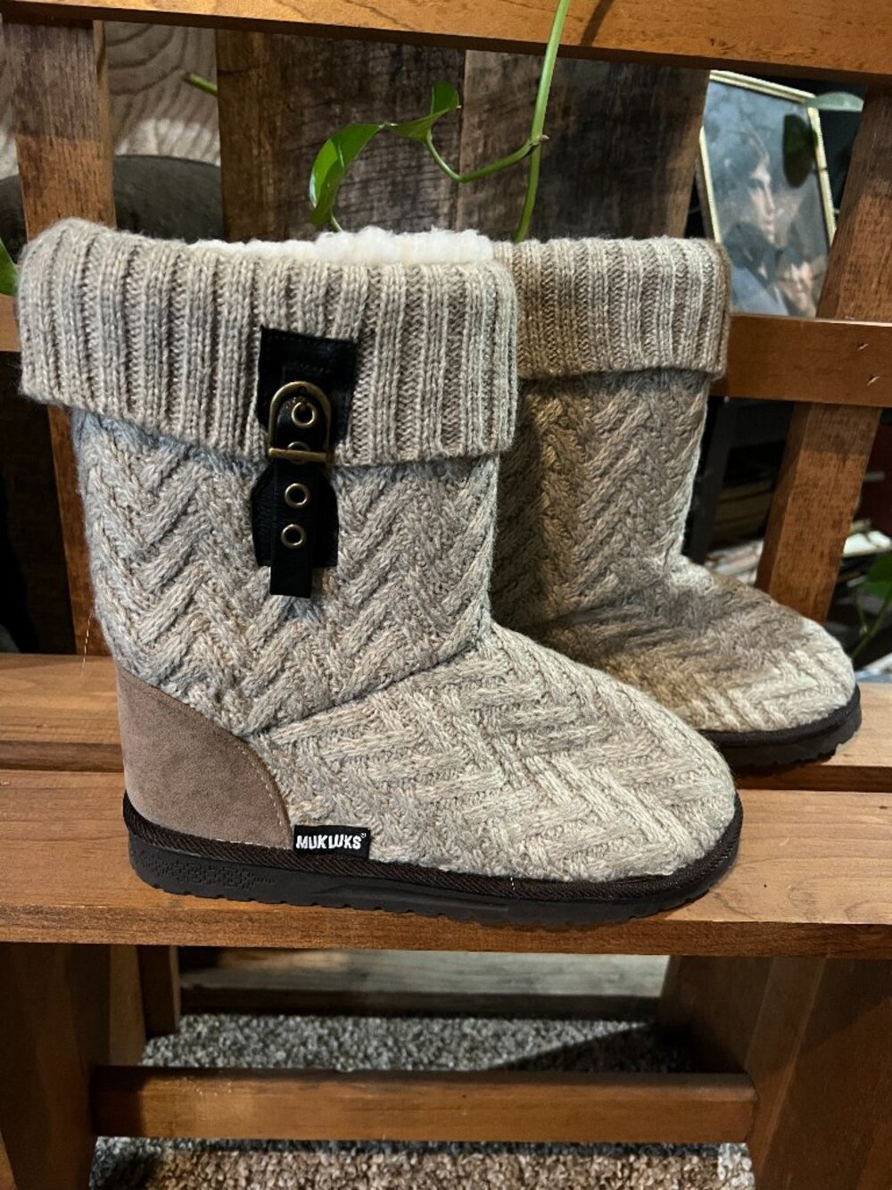 Muk Luks Oatmeal Sweater Knit Faux Suede Faux Fur Boots Size 8